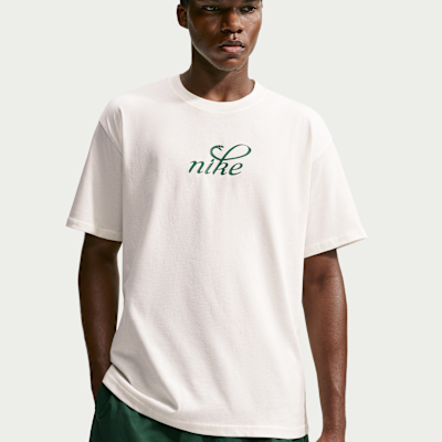 Nike Sportswear T-Shirt. Nike.com